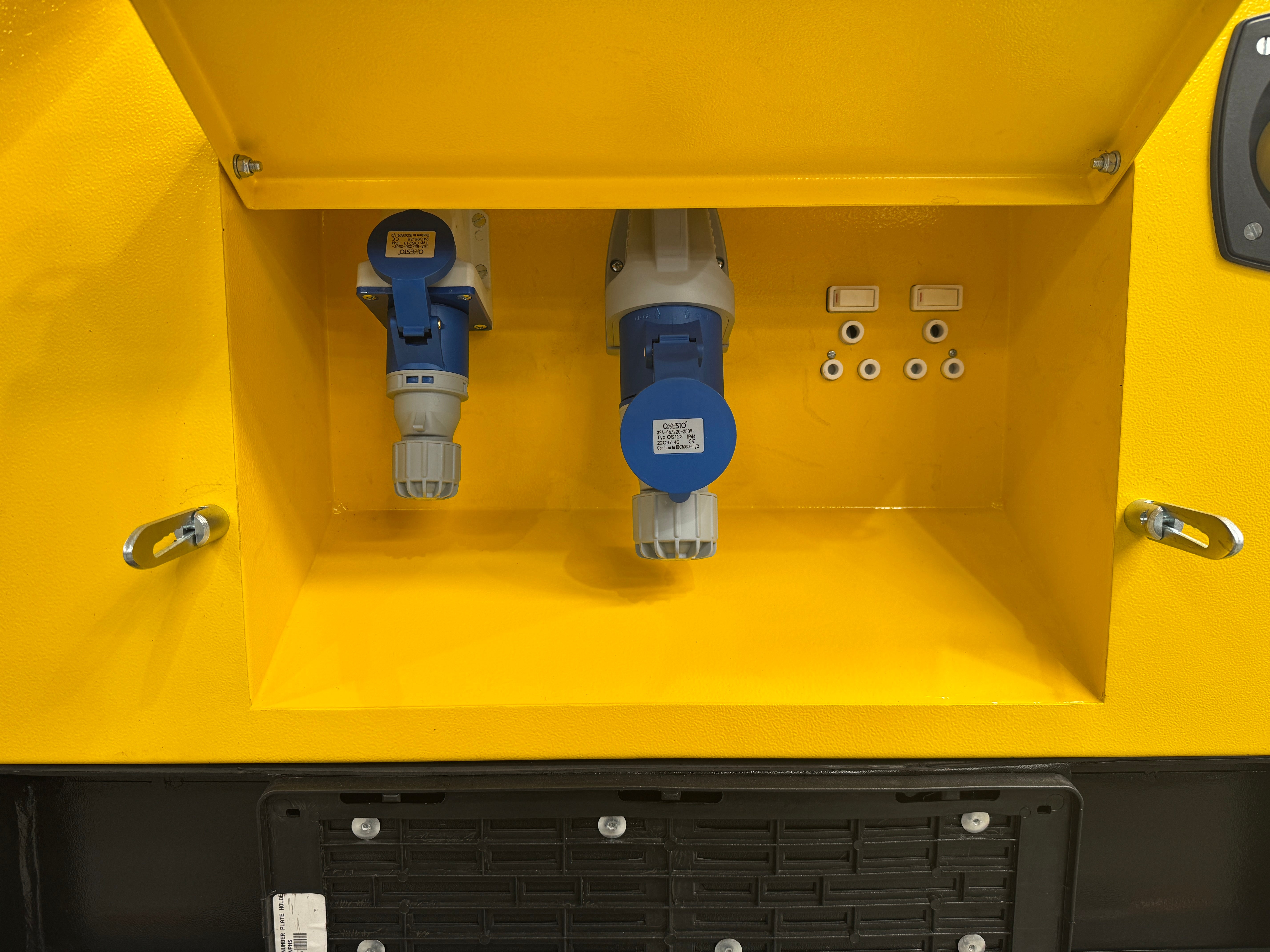 7kVA Yanmar Diesel Mobile Lighting Tower